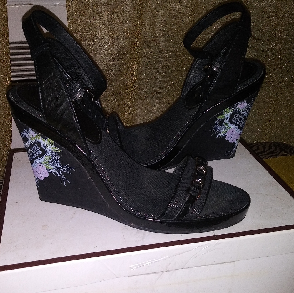 Coach Wedge 7